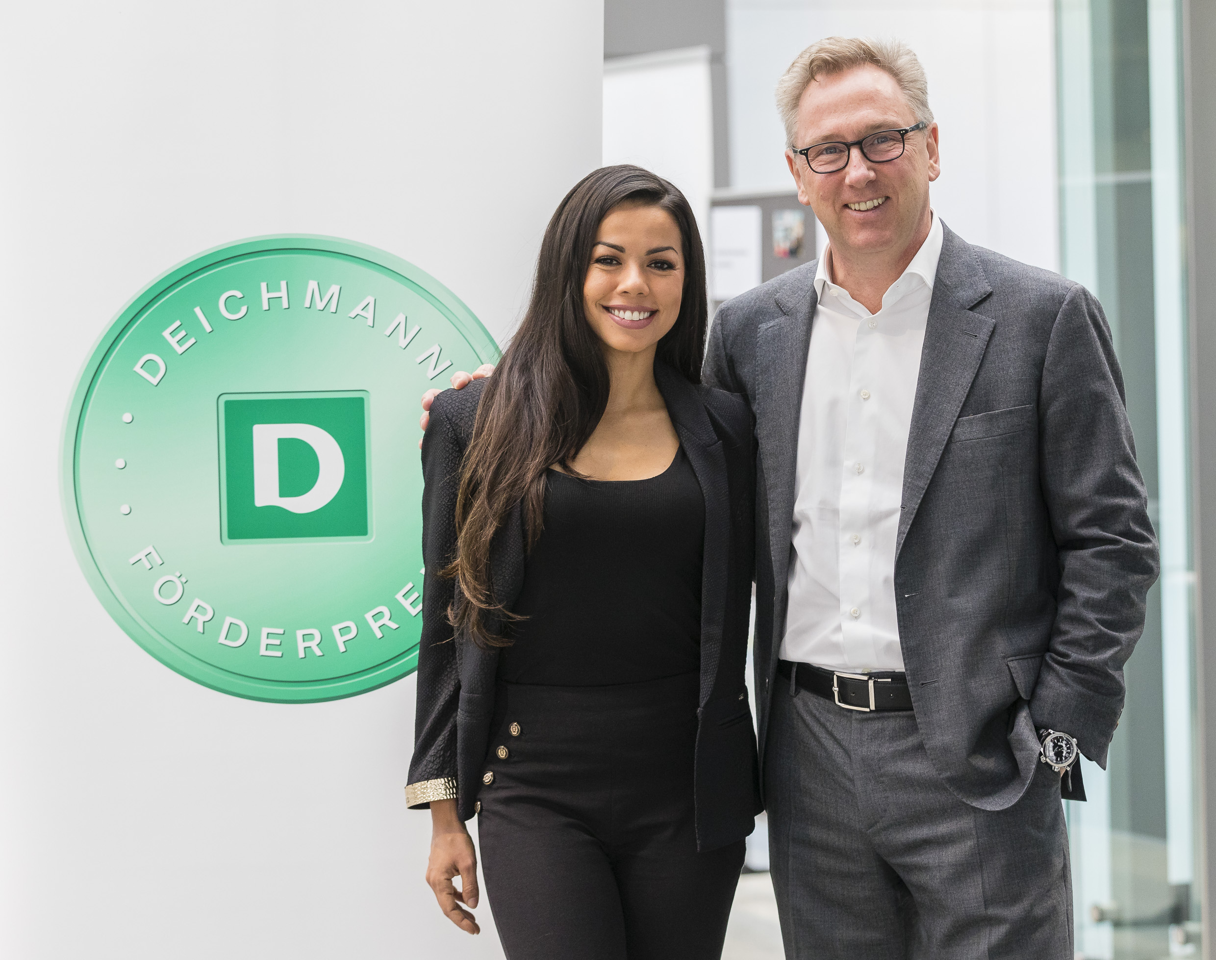 BW Bildung und Wissen gewinnt DEICHMANN Förderpreis BW Bildung und Wissen gewinnt DEICHMANN Förderpreis